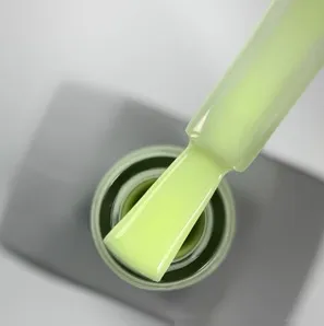 Топ камуфлюючий, 10 мл №04 Pastel Top SAGA Professional