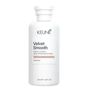 Кондиціонер для розгладження та пом`якшення волосся, 250 мл Conditioner Velvet Smooth Care KEUNE