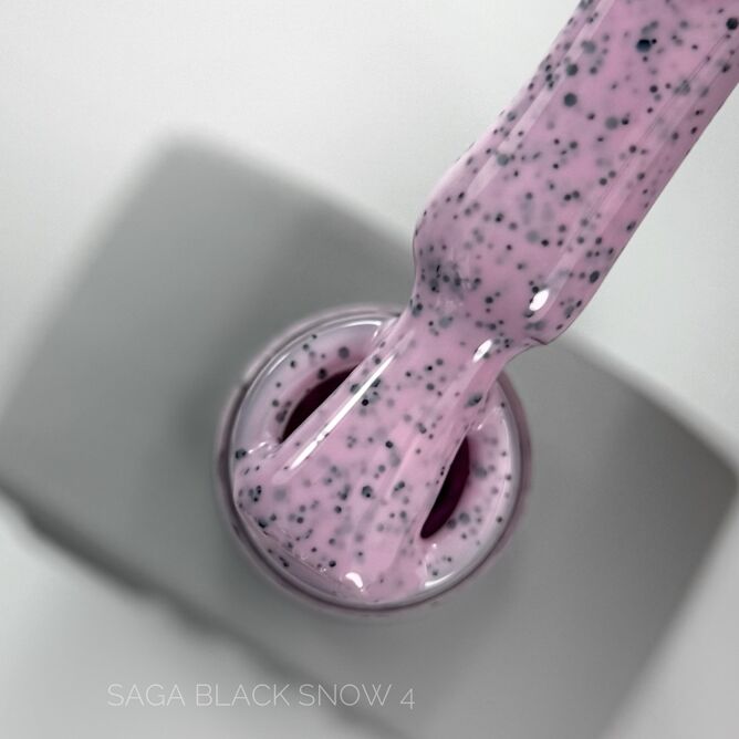 Гель-лаки з чорною крихтою, 9 мл №04 Snow Black Gel Polish SAGA Professional