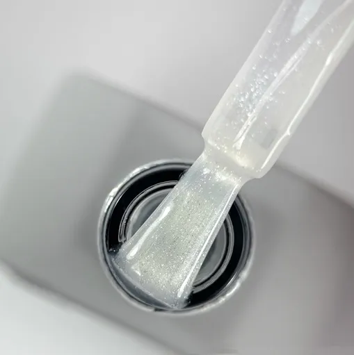 Топ з дрібними блискітками, 10 мл №05 Cruch Top SAGA Professional