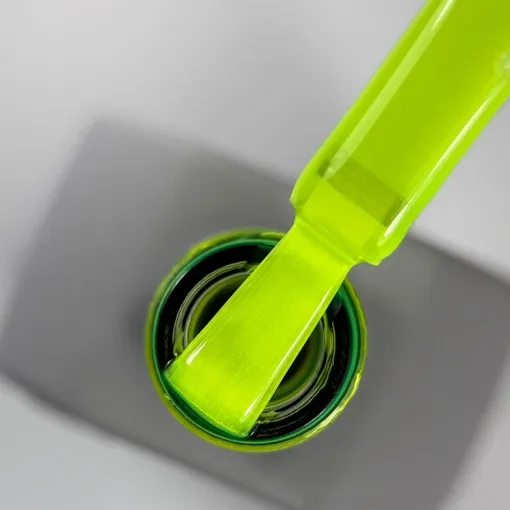 Топ вітражний, 9 мл №02 Glass Top SAGA Professional 