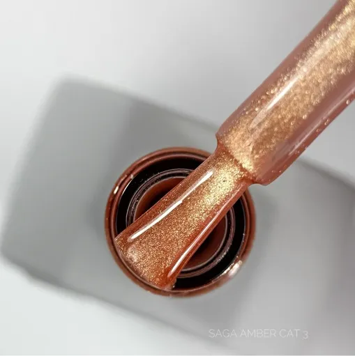 Гель-лак котяче око, 10 мл №03 Amber Cat Gel Polish SAGA Professional