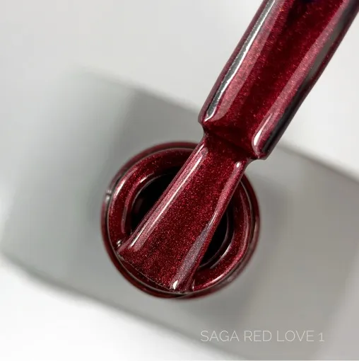 Гель-лак з шимером, 10 мл №001 Red Love Gel Polish SAGA Professional 