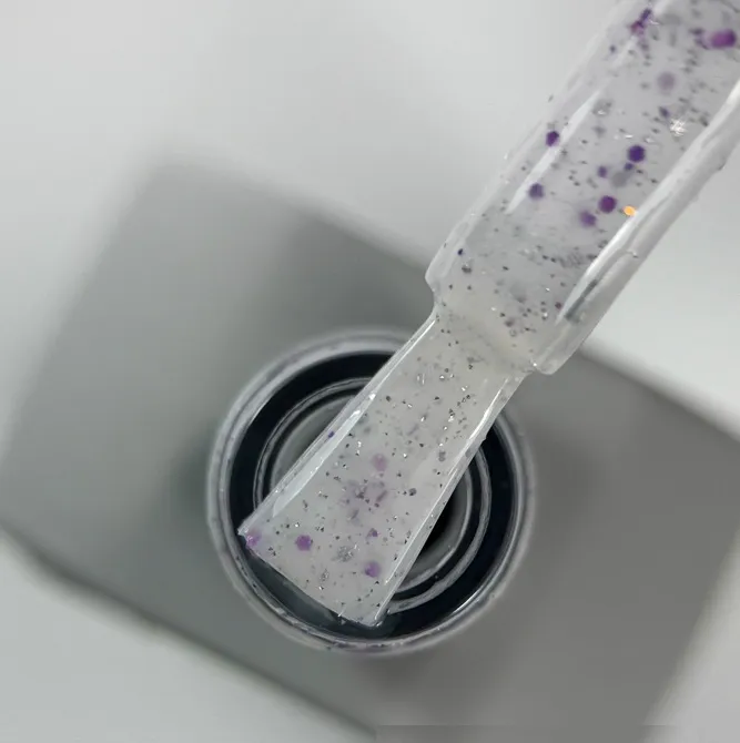 База камуфлююча з шимером та світловідбиваючим ефектом, 10 мл №01 Sugar Base SAGA Professional