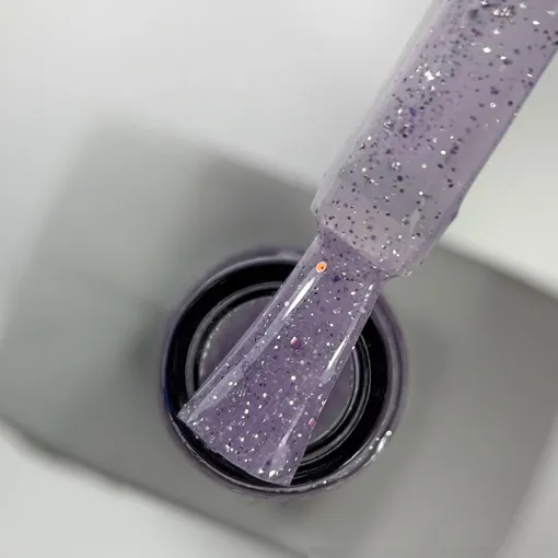 База камуфлююча з шимером та світловідбиваючим ефектом, 10 мл №06 Sugar Base SAGA Professional