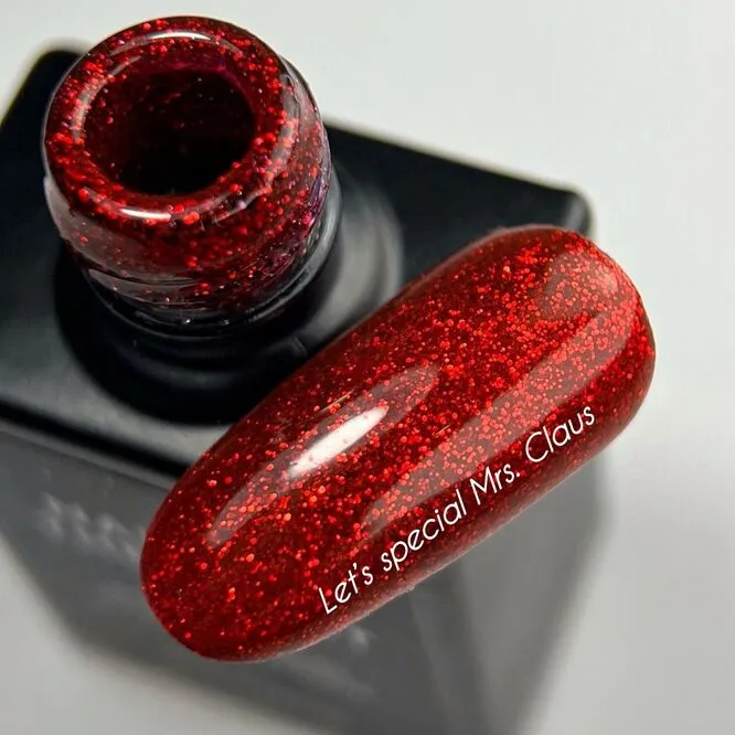 Гель-лак з дрібним шимером, 10 мл Let`s spesial MRS. CLAUS Gel Polish NAILSOFTHEDAY