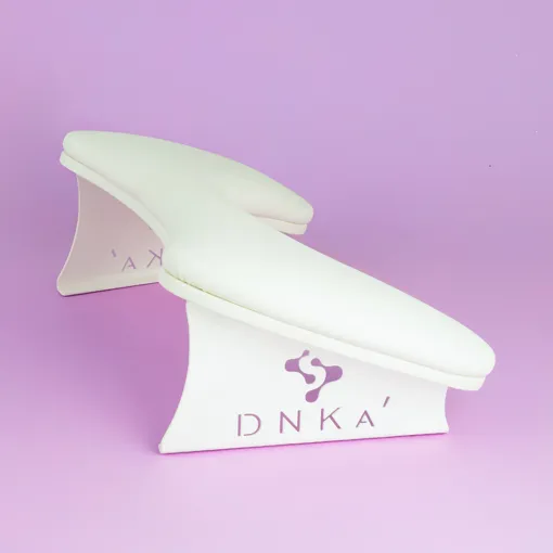 Підлокітник для манікюру анатомічний, колір: Білий White Anatomical Armrest of Manicure DNKa