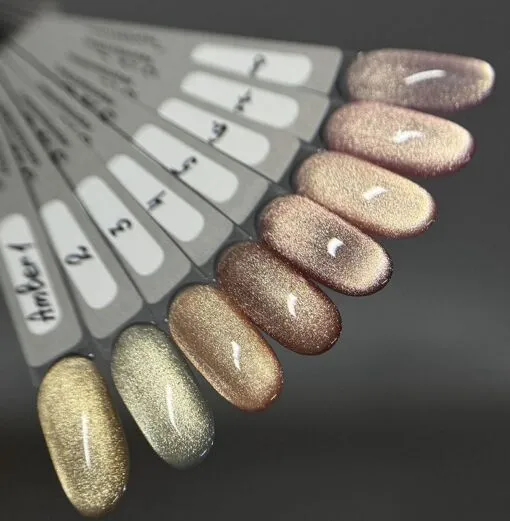 Гель-лак котяче око, 10 мл №05 Amber Cat Gel Polish SAGA Professional