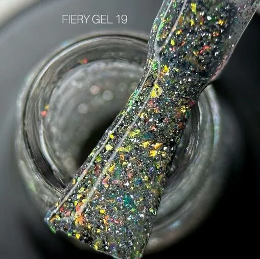 Гель-лак світловідбиваючий, 9 мл №19 Fiery Gel Polish SAGA Professional