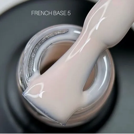 База камуфлююча, 10 мл №05 French Base SAGA Professional