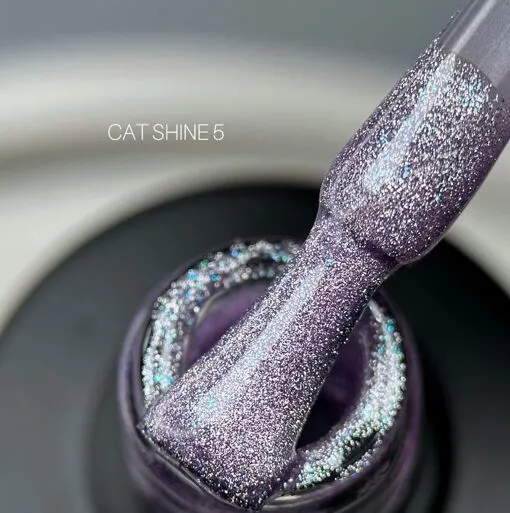 Гель-лак кришталева кішка, 10 мл №05 Cat Shine Gel Polish SAGA Professional