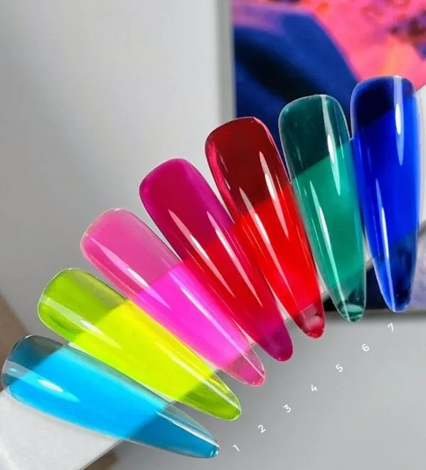 Топ вітражний, 9 мл №01 Glass Top SAGA Professional 