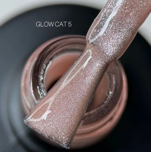 Гель-лак котяче око, 10 мл №05 Glow Cat Gel Polish SAGA Professional