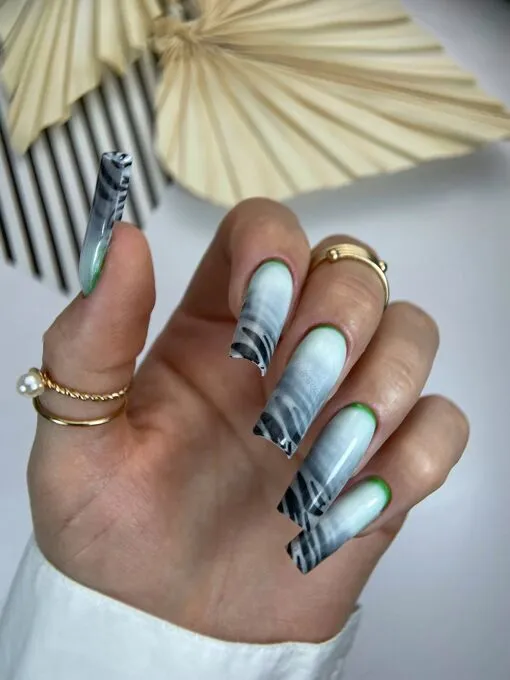 Силіконові об`ємні молди для верхніх форм, 12 шт Зебра Wild Safari Zebra, silicone form NAILSOFTHEDAY  
